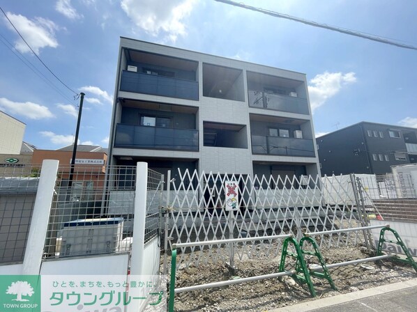 アニヴェルセルの物件外観写真